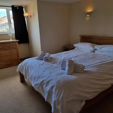 View, Stunning Views Over Lake, Ideal Romantic Break Prázdninový dům